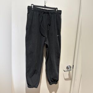 Nike Therma-FIT One Women's Loose Fleece Pants~ size M
